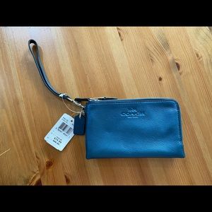 NWT Coach Metallic Double Zip Wristlet